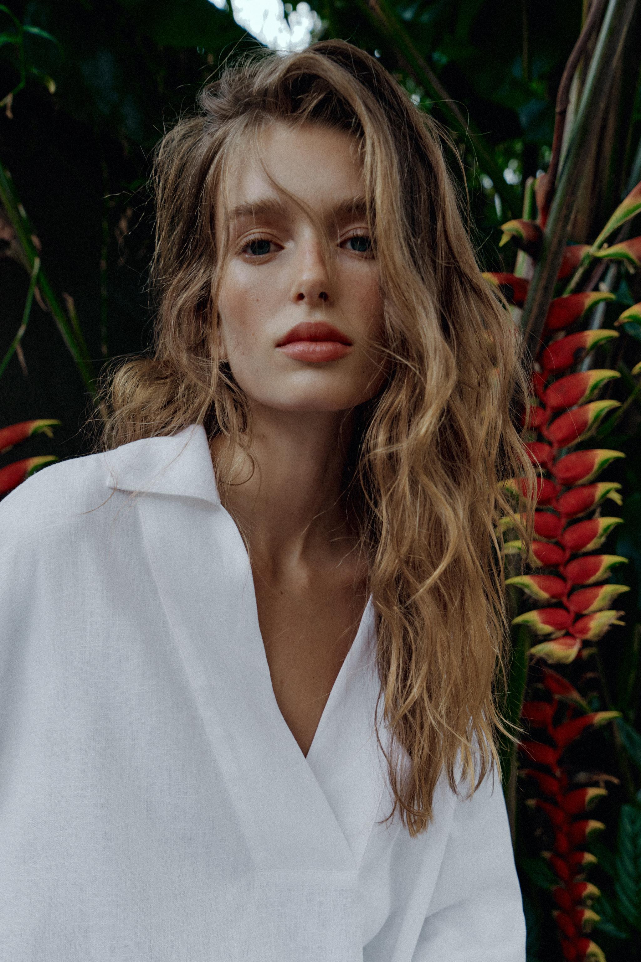 BLOUSE EN LIN À COL POLO
